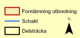 Söder om vägen finns två gravhögar, Strövelstorp 5:1-2. Delsträckan är belägen i en flack förhöjning och används idag för gräsodling. Norr om utredningsområdet finns en svag norrsluttning.