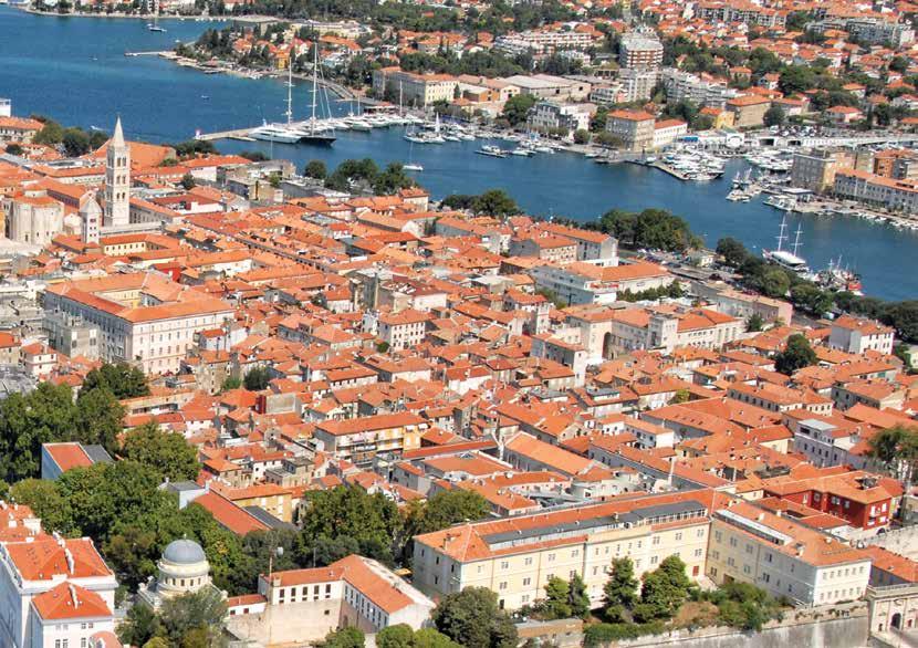 ZADAR STADSRUNDTUR Staden, tillika halvön Zadar har en lång historia och grundades redan ca. 400 f. Kr.