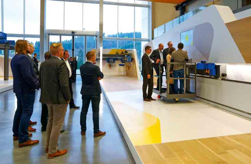 ovanför Hallen omfattar 1600 kvm och välkomna att personligen uppleva Strågatan 5 golvet, provkör vår