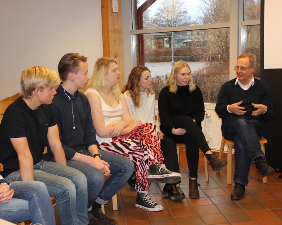 Hälsa och vård Strömstad Gymnasium, Strömstad Ungdomarna känner sig inte tagna på allvar av sjukvården.