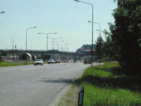 skiss). Strax efter den signalreglerade korsningen i höjd med I20-området höjs hastigheten till 70 km/tim.