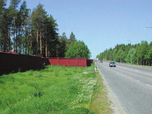 km/tim vid korsningen mot Grubbe samt 70 km/tim vid korsningarna för anslutning av Tvärvägen respektive Kullavägen.