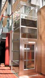 Följande option finns i rostfritt stål: Helglasdörr med dörröppning 900 x 2000 mm för A- och C-sida 1000 och 1100 mm.