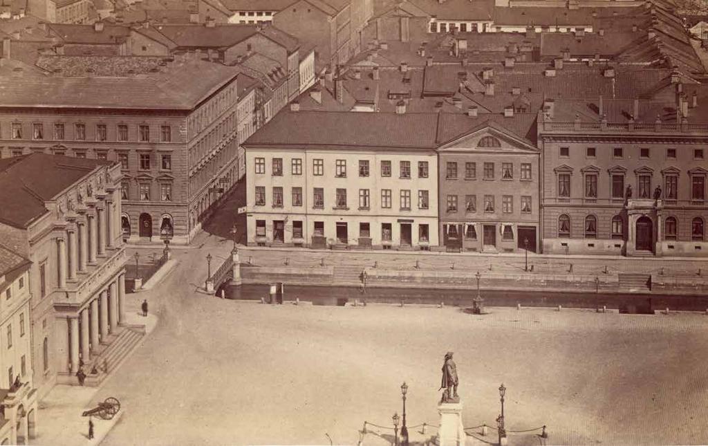 Östra Nordstaden, tidigare kallat stadens fjärde kvarter, är en del av det ursprungliga Göteborg, det vill säga den befästa stad som anlades efter holländskt mönster på 1620-talet.