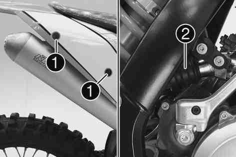 UNDERHÅLL AV CHASSI OCH MOTOR 80 11.87Demontera slutdämparen Risk för brännskador Avgassystemet blir mycket varmt under drift. Vänta tills avgassystemet har svalnat. Undvik beröring med heta delar.