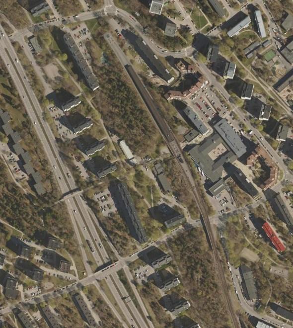 Sida 4 (8) västra Hagsätra utifrån det reviderade beslutet. Detaljplanen omfattar cirka 700 lägenheter, Hagsätra centrum, kyrka samt förskola. Aktuell markanvisning ingår i den kommande detaljplanen.