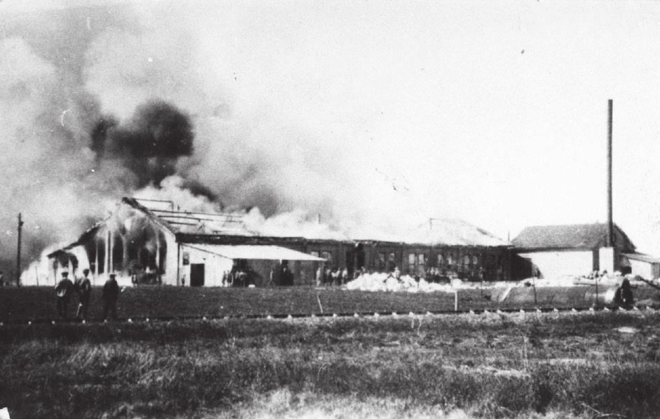 En disponent som hette Gösta Ryding fick uppdraget att förvalta bolaget och 1929 övertog han hela verksamheten. Ryding sålde direkt bolaget vidare till ett antal svenska och danska pappersbruk.