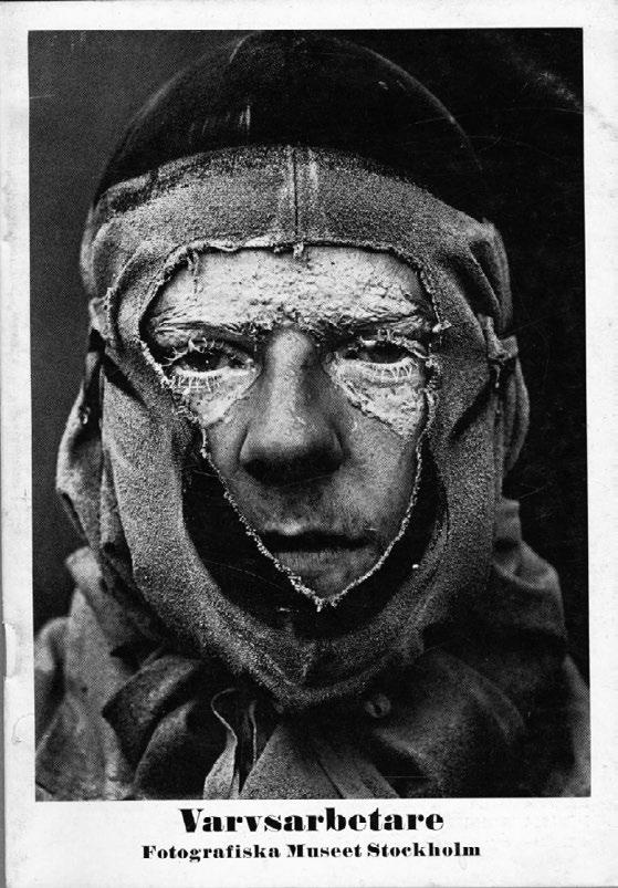 De var i tiden socialt motiverade berättelser om industrisamhället som fotografierna förstärkte. Böckernas bilder medverkade till att forma allmänhetens uppfattning om arbetet i industrin.