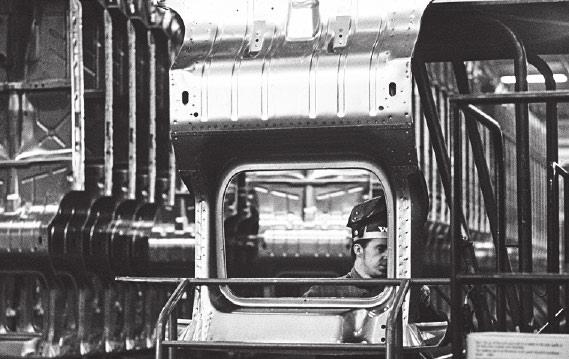 Noter 1. Jensen. J. 1978. Dom kallar oss bilbyggare: en berättelse om arbete och arbetare vid Volvo Torslandaverken i Göteborg. Fyra förläggare. Helsingborg. 2. Baum Y. 1974. Skeppsvarv.