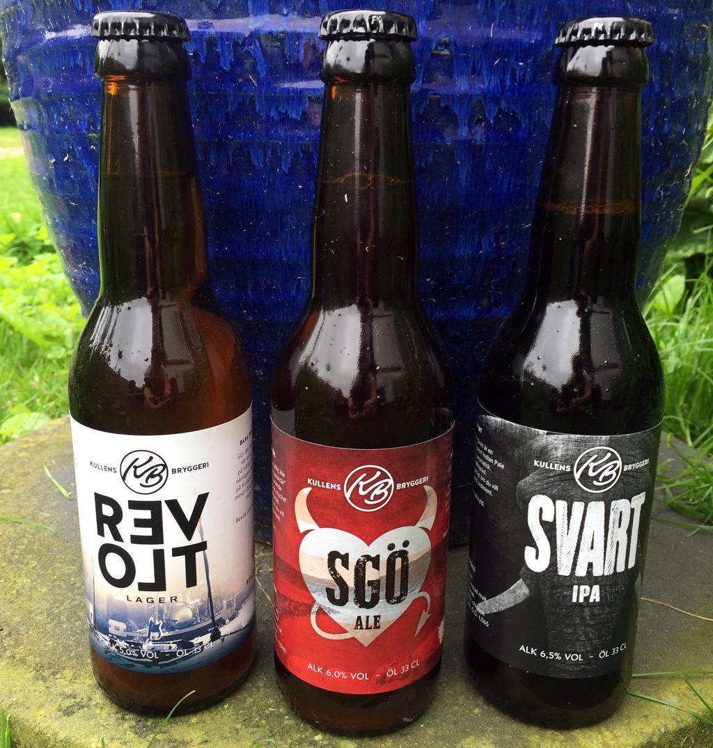 Svart IPA, SGÖ, Hoppy 33 cl 33 cl 50 cl 33 cl 40:48:75:70:- Italiensk starköl Peroni Ljus 5,1% Amarcord, Mi dona Ljus 6,5% Amarcord, Volpina röd halvmörk 6,5% 33 cl 50 cl 50 cl 65:95:95:-