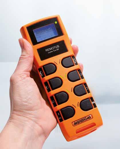 REMOTUS Jupiter Era 4B Antal knappar: 4 av 2-stegstyp Överföringstyp: FM GMSK Överföringshastighet: 9 600 baud Omgivningstemperatur 433-434 MHz Uteffekt: 10 mw Antenn: Intern Batteri: 3,7 V / 1,9 Ah