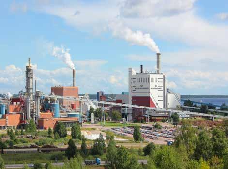Den totala investeringen uppgår till 5,7 miljarder SEK och innebär att en ny kartongmaskin byggs vid produktionsanläggningen i Gruvön samt att ombyggnationer görs i existerande massabruk.