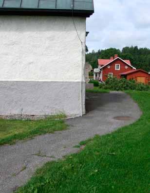 11 Terrassmurarna byggdes upp av huggna