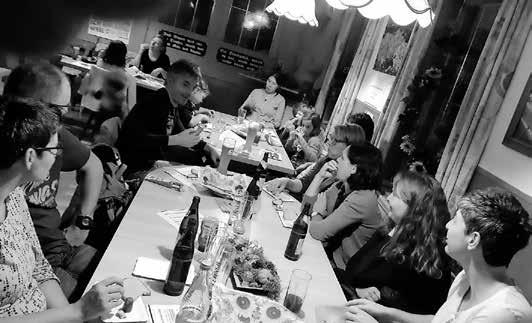 Dann marschierte die Gruppe durch den Ort bis zum Gasthaus Löwen. Dort saß man dann noch in gemütlicher Runde beisammen.