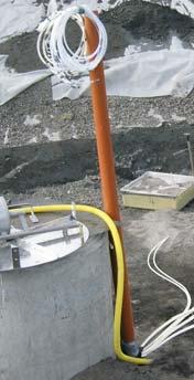 Slangarna märktes (1-10; gas eller lakvatten 1G, 1L) och träddes genom en skyddslang (Luboflex 20 mm) för att senare kunna dras upp