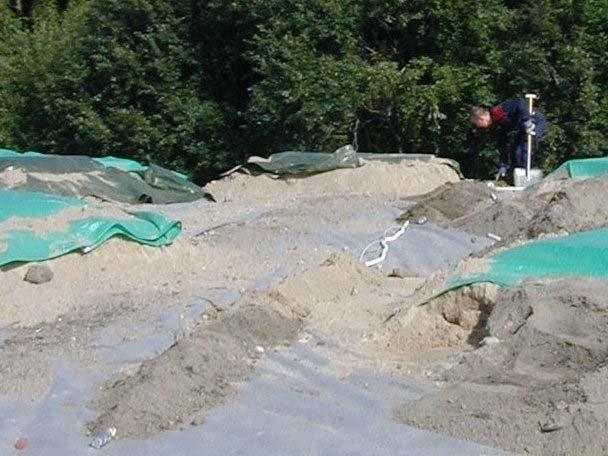 Vertikala sonder (längd 1,5 m) installeras i skyddsskiktet senare (gjort i april 2006).