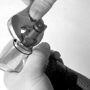 Before putting the tool away after use, disconnect the air hose and apply 4 or 5 drops of compressed air oil in the air intake. Reconnect the air hose and run the tool for approx.