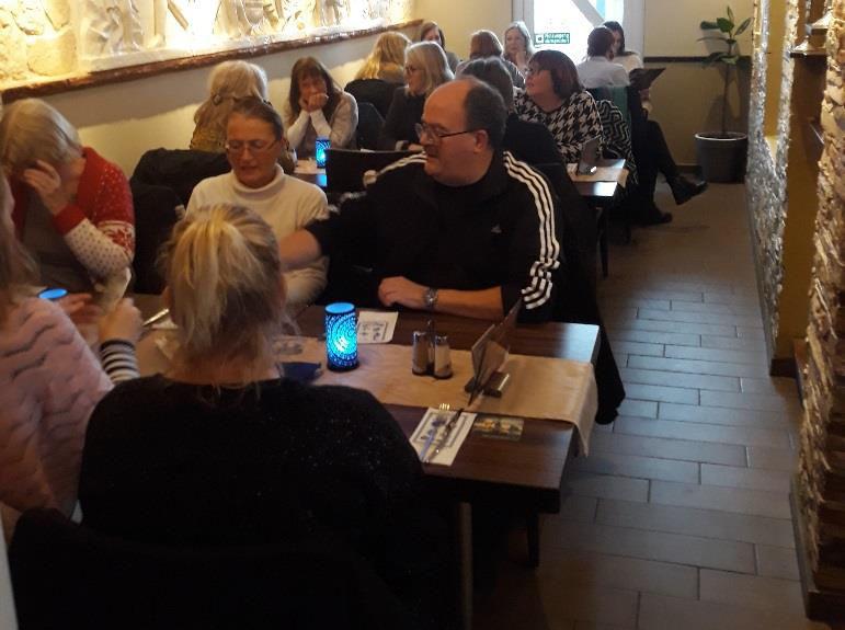 I stället för att, som vi brukar, äta på båten, så hade det