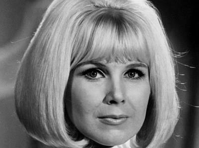 Självklart var det Ann-Louise Hansson som många också har svarat.