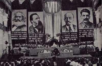 Stalin, Komintern och den spanska revolutionen Innehåll Inledning... 1 Meddelanden till spanska kommunistpartiet juli 1936... 2 Introduktion... 2 Moskva till PCE:s politbyrå 17 juli 1936.