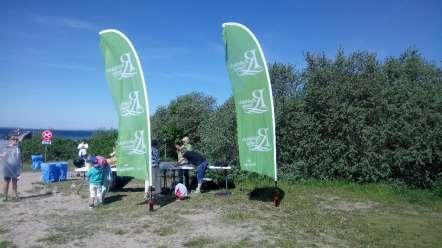 ARRANGEMANG Drakfest med byalaget Den 21 maj 2017 avhölls Rydebäcks drakfestival på strandängen nedanför scoutstugan. Vädret var strålande hela dagen och drakarna avtecknade sig mot en blå himmel.