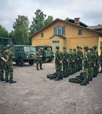 HEMVÄRNET Ny organisation i Hemvärnet I somras beslut fattade överbefälhavare Micael Bydén beslutet att ge hemvärnet försvarsgrensliknande förutsättningar. Men vad innebär det?