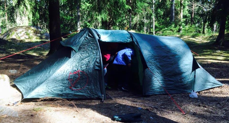 Kanoterna samt tillbehör bokas hos Göta Travel Center i Borensberg www.