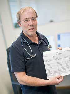 Handlingsplan mot polyfarmaci välkomnas Roland Lundgren, verksamhetschef, Vårdcentralen Aroma i Vetlanda: Arbetet mot polyfarmaci får inte ses som ett projekt, utan måste ständigt pågå.