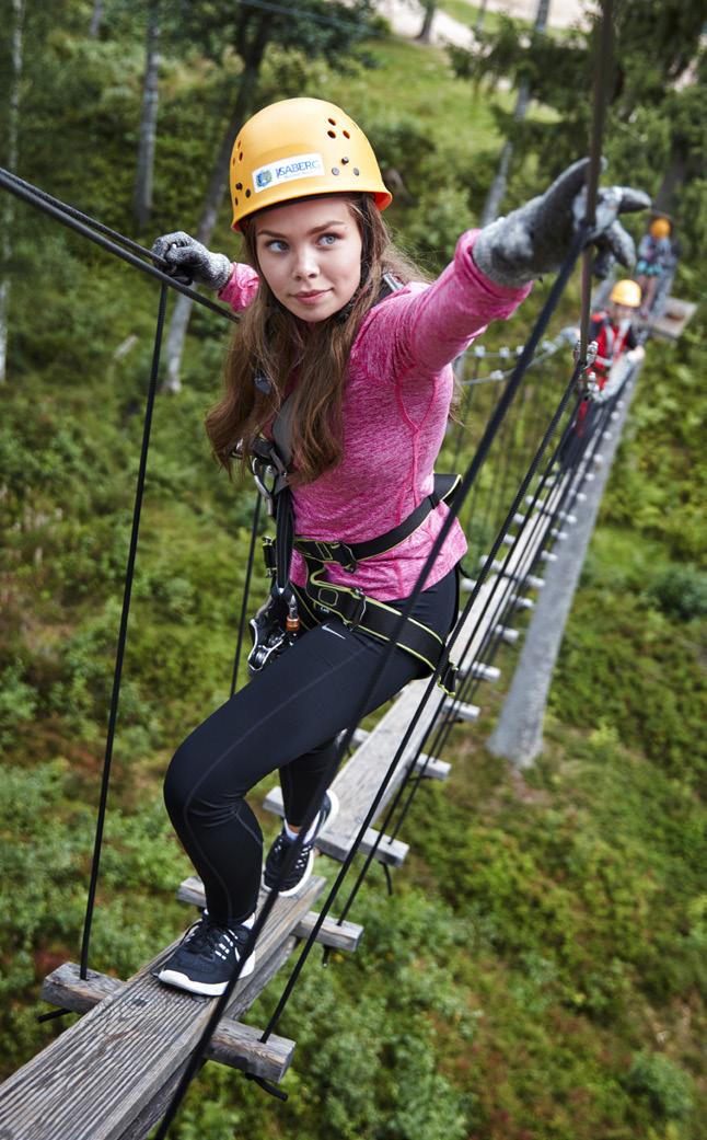 Isaberg Tree Top Adventure är äventyrsbanan som är lite vad du själv vill göra det till en rolig fritids aktivitet för hela familjen eller en adrenalinfylld utmaning som