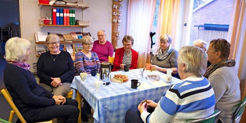 Här vävs avancerade gubba täcken, stora dukar, små grytlappar och det mesta annat man kan tänka sig.