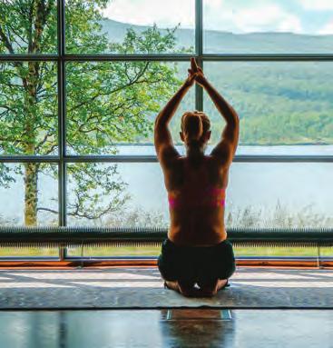 Yoga-clinics på Fjällnäs med Mia Melby sön 12/8, sön 26/8 och lör 29/9 Stillhet och kraft Heldag med Yinyoga i Aula Capella, lunch samt egen tid för t ex vandring eller besök