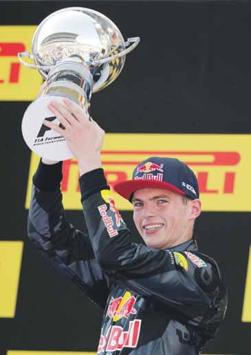 42 FORMULA 1 pondelok 16. 5. 2016 MS FORMULY 1 VEĽKÁ CENA ŠPANIELSKA (Catalunya) Senzačný triumf Verstappena Max Verstappen dosiahol svoj najväčší triumf kariéry.