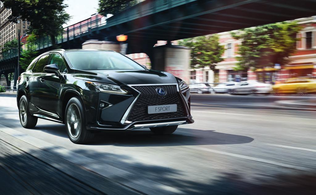 LEXUS RX F SPORT KÖRGLÄDJE I ABSOLUT FRAMKANT RX 450h F SPORT ÄR BYGGD FÖR ATT GE LITE EXTRA SPÄNNING I VARDAGEN OCH ÄR FINTRIMMAD FÖR EN MER DYNAMISK KÖRUPPLEVELSE.