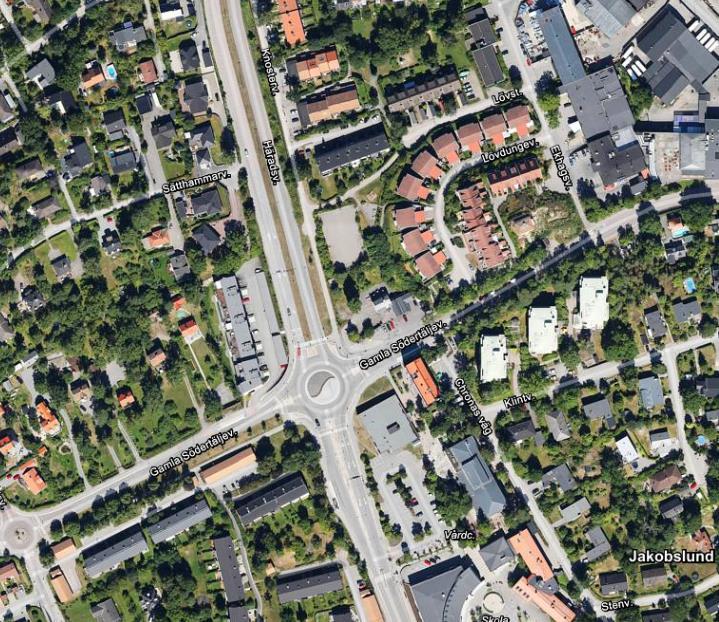 1 OBJEKT Noccon AB avser bebygga delar av fastigheten Lövdungen i Huddinge. Inom området planeras det att uppföras flerfamiljshus i 6 våningar med källare samt underjordiskt garage.
