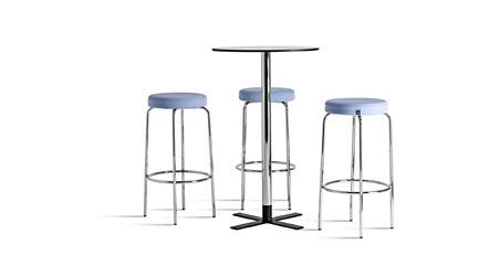 Barstool in 2 heights with frame in metal in standard (black, white or silver), chrome, or.
