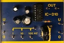 Klockpulsgenerator Figuren visar en klockpulsgenerator med variabel frekvens från 1 Hz 1kHz. Klockpulsen tas ut från OUT. Det finns tre frekvensintervall 1-10 Hz, 10-100 Hz och 100-1000 Hz.