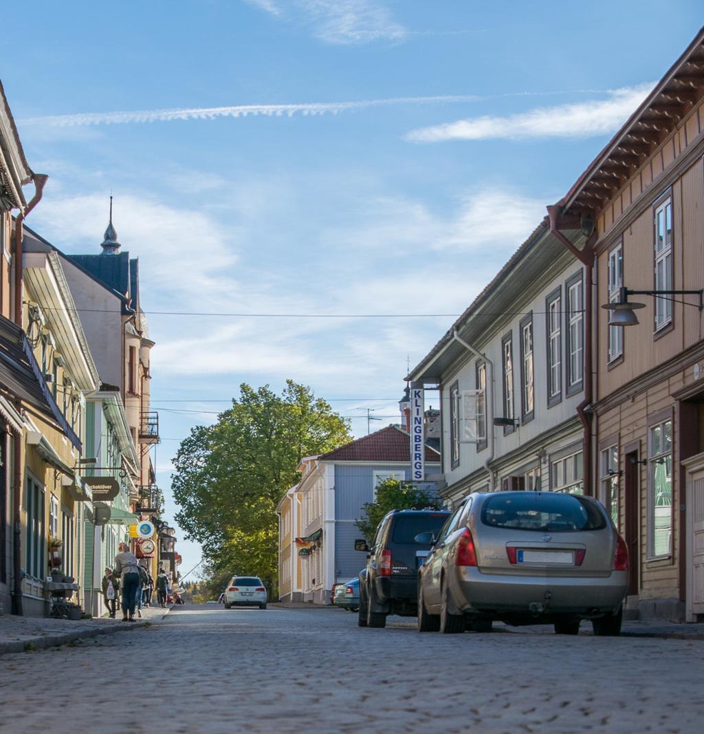 1,3-butadien Halterna av 1,3-butadien varierade mellan 0,070 och 2,0 µg/m3, se tabell 7 och figur 2. Totalt översteg 34 mätningar MKM på 0,2 µg/m3.