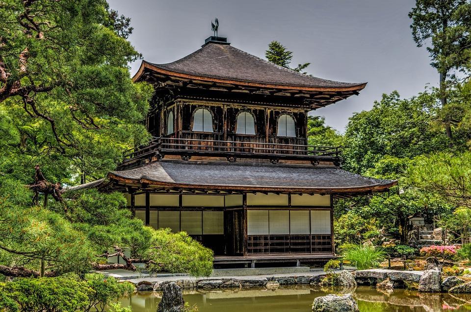 Dag 3, onsdag 14 november: Kyoto Efter frukost beger vi oss ut på en heldags sightseeing i Kyoto.