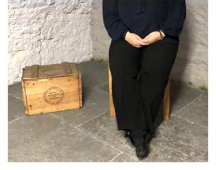 Ni ute i svenska klubbar har kanske redan kontakt med Laura då hon är väldigt aktiv med att skicka nyhetsbrev om just Dornoch Castle, dess festivaler och andra erbjudanden.
