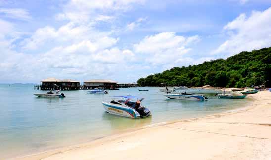 24 thailands 23 bästa öar östkusten Ko Kham Fantastiska stränder, genomskinligt vatten Lilla Ko Kham går du runt innan du ens hunnit formulera en vettig mening.