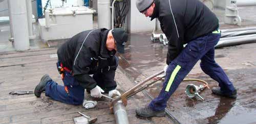 Hydrauliska slangförband Utifrån dina ritningar, eller ritningar vi tar fram, kan vi tillverka och montera hydrauliska slangförband
