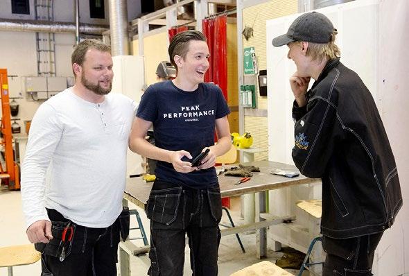 Där finns också en länk till ansökan som görs på nätet. Varje program har egna sidor på eskilstuna.se/gymnasium.