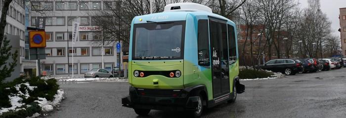 Provet görs med två minibussar som kör en sträcka på drygt en kilometer i Kista centrum. Varje buss har plats för 12 resenärer.