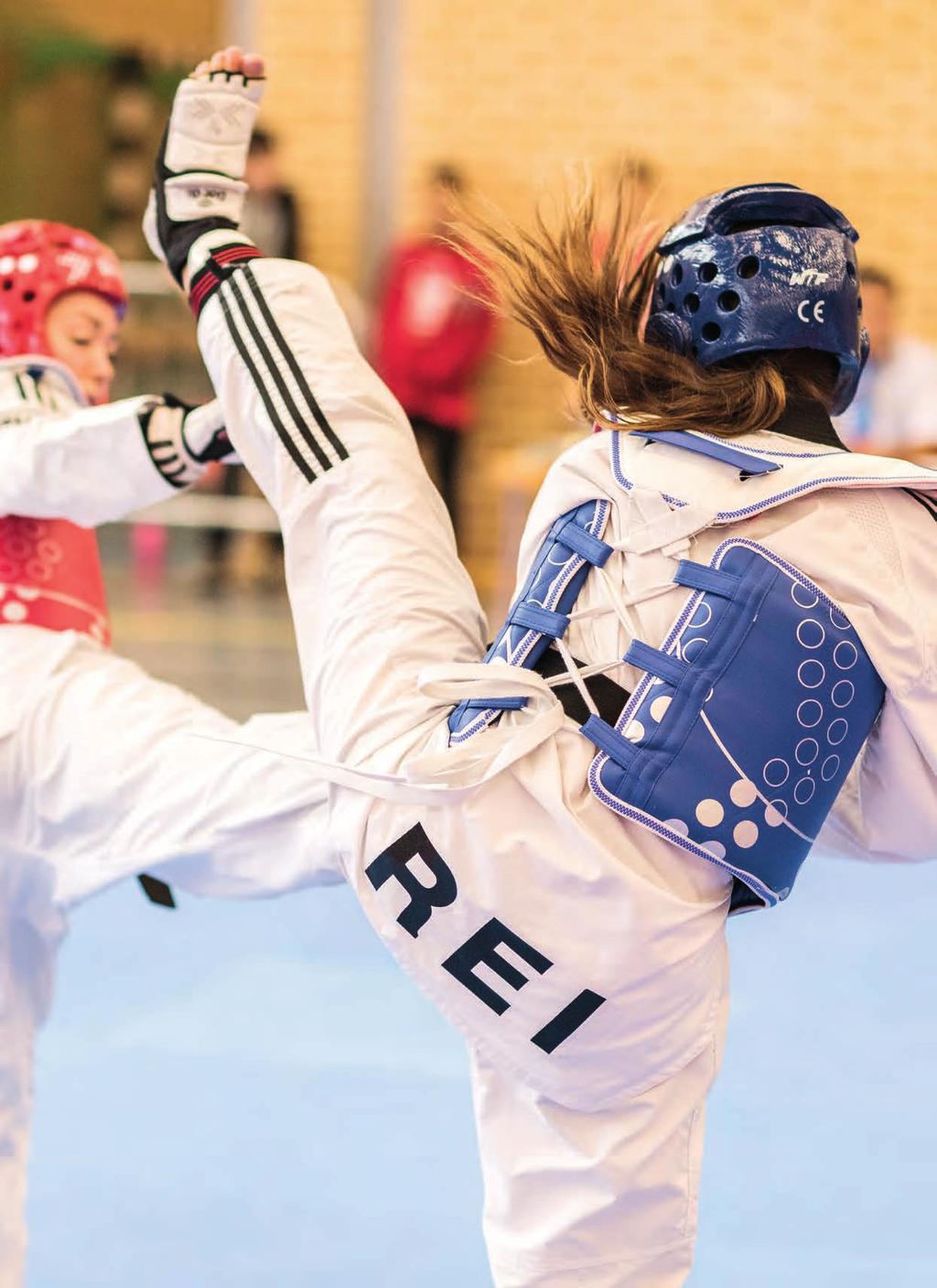 från centrumhäng till silver och guld REI Kampsport Botkyrka arrangerade under en helg 2016 Svenska cupen i taekwondo. Det vill säga en turnering där landets bästa utövare möts.