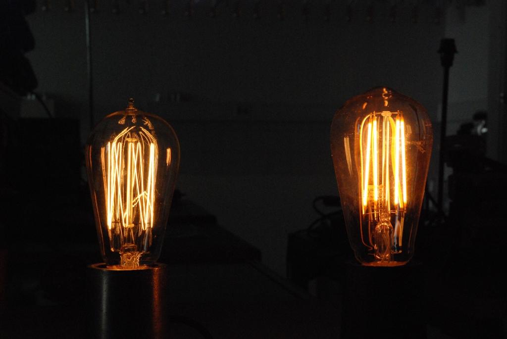 Glödtråd vs filament-led 110 lumen 350 lumen 36W 2.