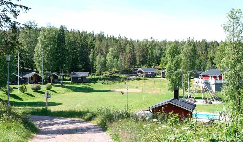 Mycket flexibel byggnad med många möjligheter. Bra läge i Bodumområdet. Tomt 3 711 kvm.