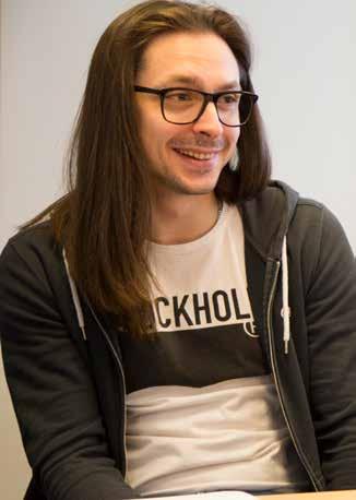 Matematik 3b, 100 poäng Kurskod: MATMAT03b Kursen ger dig fördjupade kunskaper om algebra, geometrisk summa och linjär optimering med tillämpningar, derivator, exponentialfunktioner och talet e och