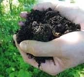 I en vanlig kompost ligger köksavfall och trädgårdsavfall flera år ibland innan det blir jord. När avfallet istället fermenteras och grävs ner utnyttjas näringen mer effektivt.