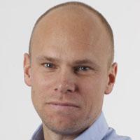 Styrelsen skall ha rätt att frångå dessa riktlinjer om det i ett enskilt fall finns särskilda skäl för det. Seamless Styrelse Dan Walker (f.