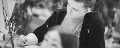 ESTETISKA PROGRAMMET Är du en kreativ själ som vill ha stora valmöjligheter inför högre studier? Då kan Estetiska programmet vara något för dig.